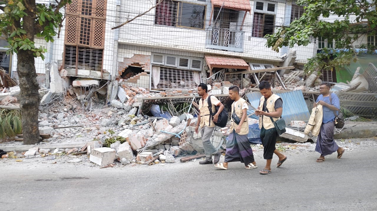 Misi bantuan PASRelief 4